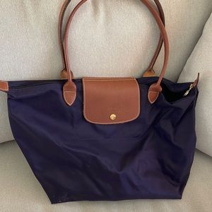 Longchamp (Boysenberry) tote